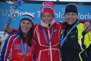 Overlegen seier i Vintertriatlon foran russiske Parfinenko og  Grabmullerova fra Tsjekkia. Foto: Privat