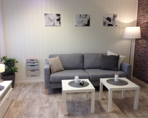 Sofa med kaffe